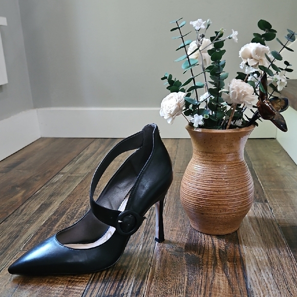 Sam Edelman Elegant Black Leather Pointed Toe Women's‎ High Heels. - Picture 1 of 11